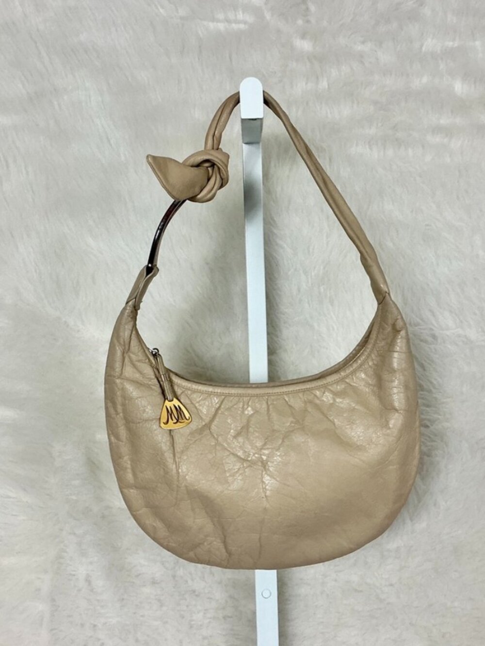 Vintage 60s 70s Beige Leather Crescent Shoulder Bag Tortoise Shell Pattern Loop